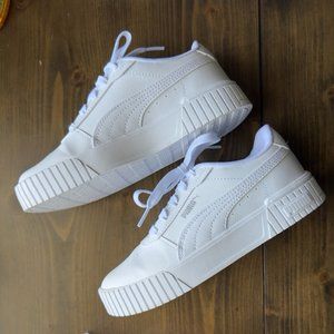 PUMA Carina 2.0 Athletic Shoe - Big Kid - 3.5 White